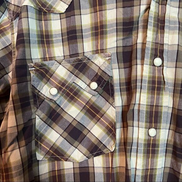 Lucky brand western shirt with snap buttons. Size large. - Picture 3 of 11